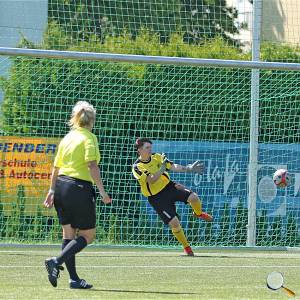 12 BFV08 1FCNeubrandenburg04 13 05 2018 2 2 BOH